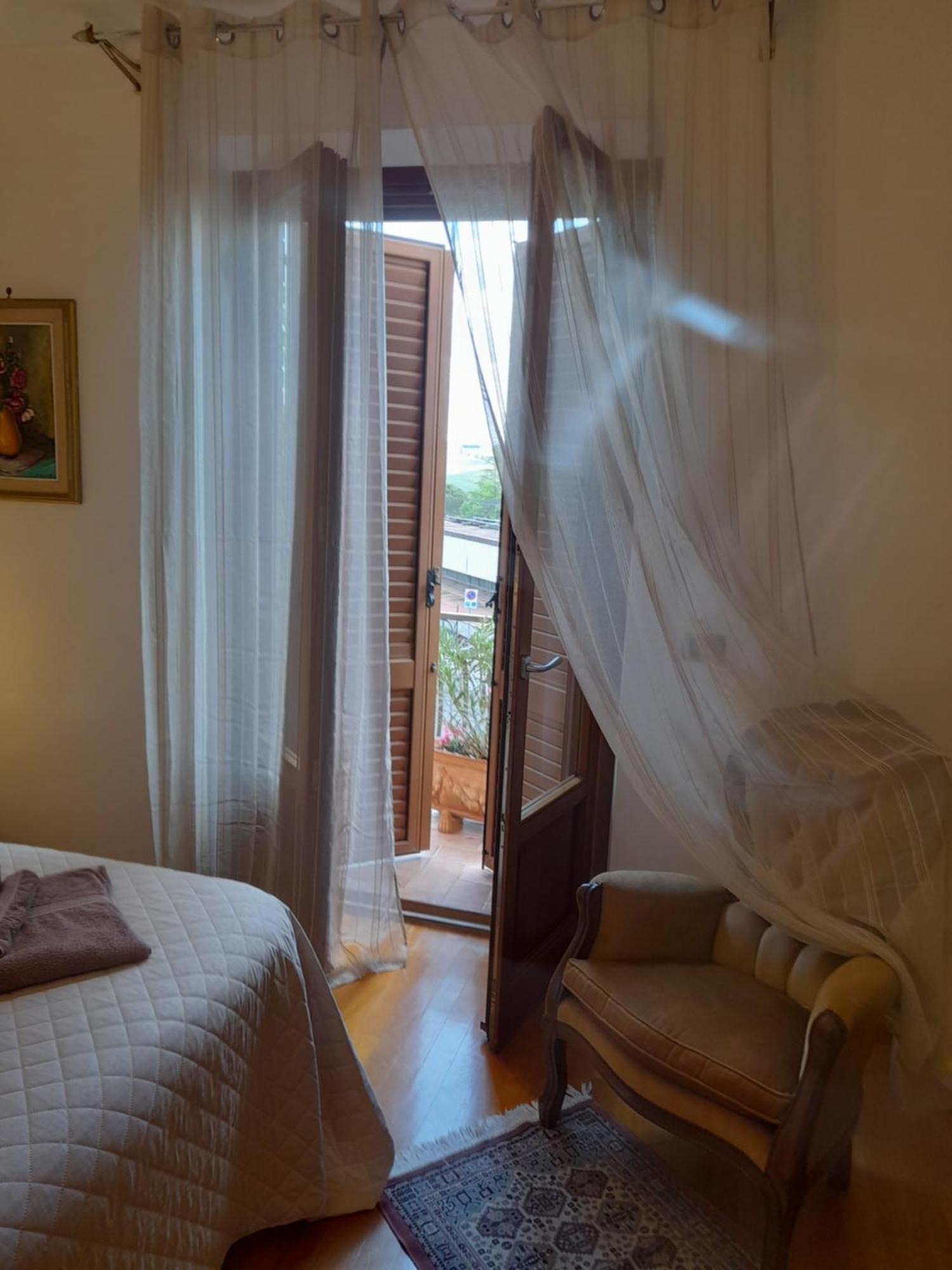 Un Passo Alla Volta Torrenieri エクステリア 写真
